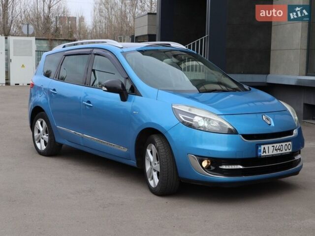 Синий Рено Гранд Сценик, объемом двигателя 1.46 л и пробегом 321 тыс. км за 8900 $, фото 1 на Automoto.ua