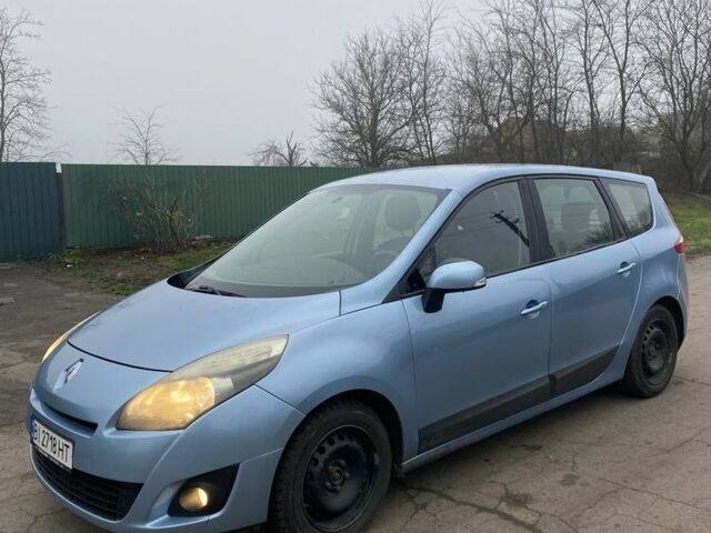 Синій Рено Гранд Сценік, об'ємом двигуна 1.5 л та пробігом 198 тис. км за 5700 $, фото 1 на Automoto.ua