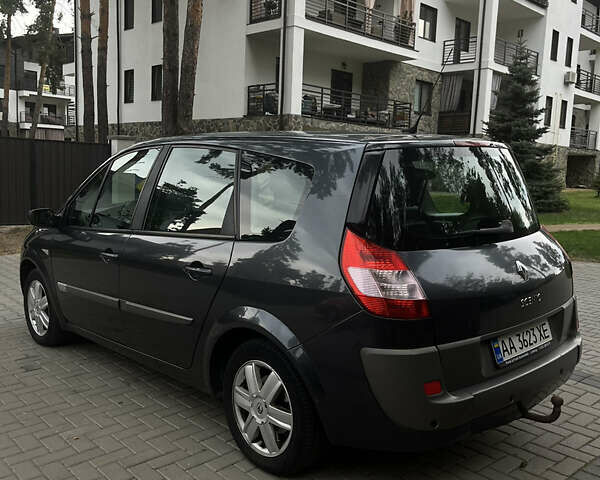 Зелений Рено Гранд Сценік, об'ємом двигуна 2 л та пробігом 268 тис. км за 5000 $, фото 1 на Automoto.ua