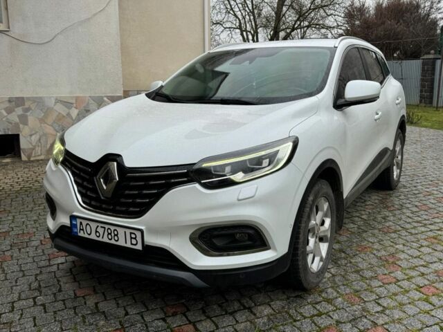 Белый Рено Kadjar, объемом двигателя 1.5 л и пробегом 187 тыс. км за 17500 $, фото 1 на Automoto.ua