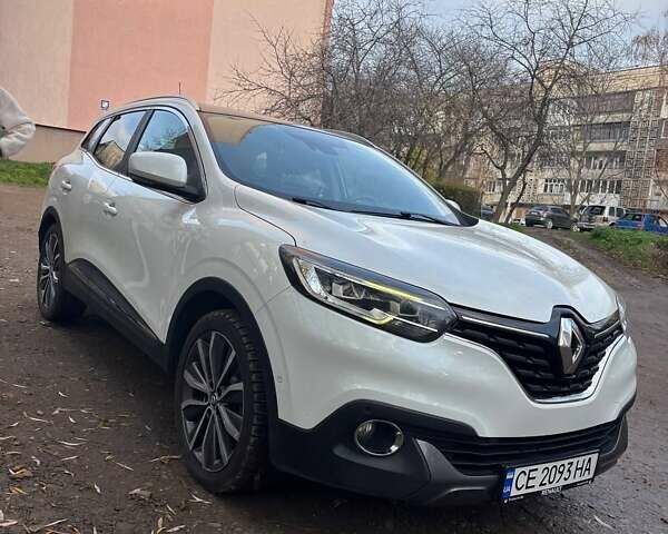 Белый Рено Kadjar, объемом двигателя 1.5 л и пробегом 220 тыс. км за 15900 $, фото 1 на Automoto.ua