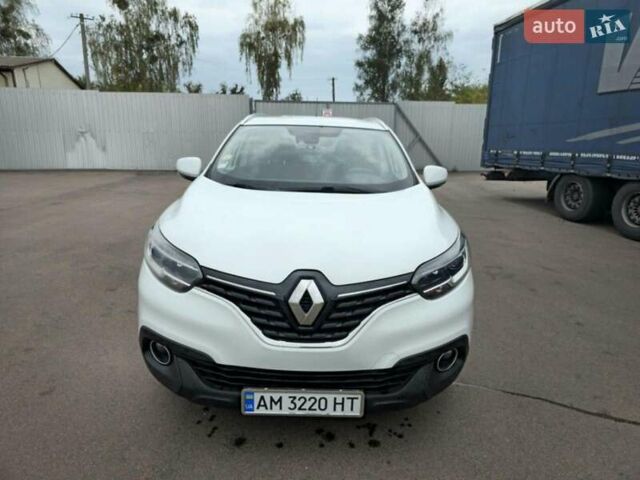 Белый Рено Kadjar, объемом двигателя 1.46 л и пробегом 256 тыс. км за 13800 $, фото 1 на Automoto.ua