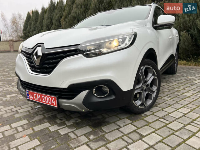 Белый Рено Kadjar, объемом двигателя 1.6 л и пробегом 252 тыс. км за 16850 $, фото 1 на Automoto.ua