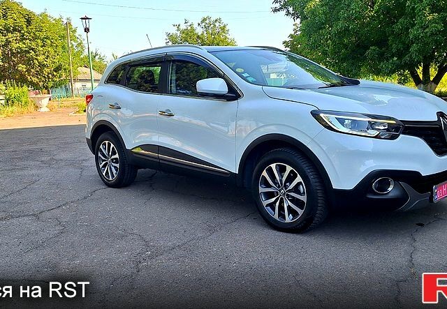 Белый Рено Kadjar, объемом двигателя 1.5 л и пробегом 112 тыс. км за 16500 $, фото 1 на Automoto.ua