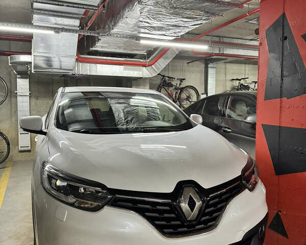 Білий Рено Kadjar, об'ємом двигуна 1.46 л та пробігом 150 тис. км за 16400 $, фото 1 на Automoto.ua