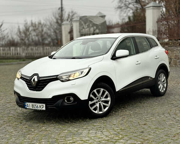 Белый Рено Kadjar, объемом двигателя 1.46 л и пробегом 177 тыс. км за 15900 $, фото 1 на Automoto.ua