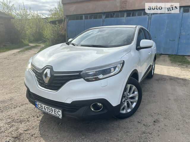 Белый Рено Kadjar, объемом двигателя 1.46 л и пробегом 201 тыс. км за 16999 $, фото 1 на Automoto.ua