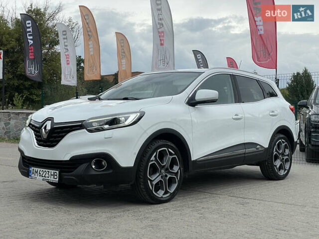 Білий Рено Kadjar, об'ємом двигуна 1.5 л та пробігом 200 тис. км за 16899 $, фото 1 на Automoto.ua