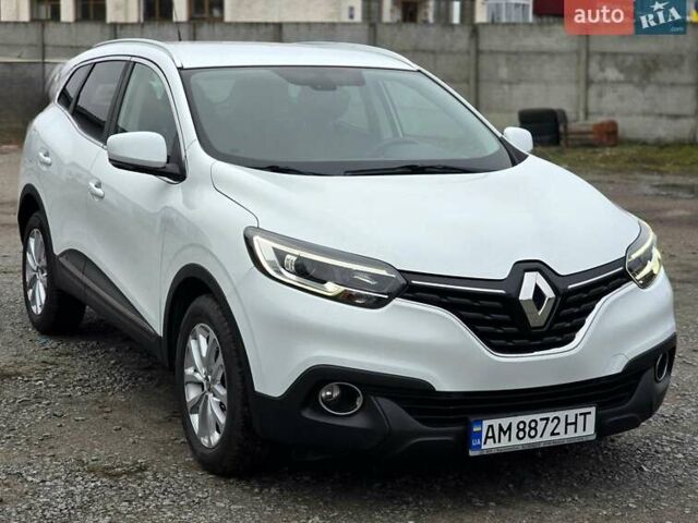 Білий Рено Kadjar, об'ємом двигуна 1.6 л та пробігом 245 тис. км за 15800 $, фото 1 на Automoto.ua