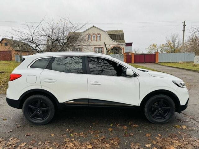 Белый Рено Kadjar, объемом двигателя 1.5 л и пробегом 67 тыс. км за 18500 $, фото 1 на Automoto.ua