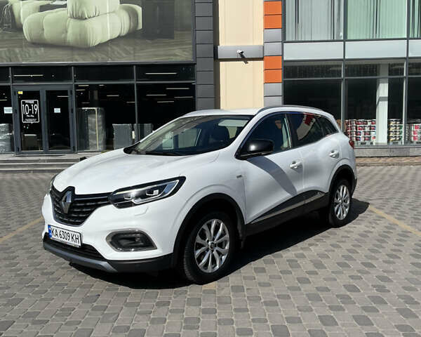 Белый Рено Kadjar, объемом двигателя 1.75 л и пробегом 178 тыс. км за 17000 $, фото 1 на Automoto.ua