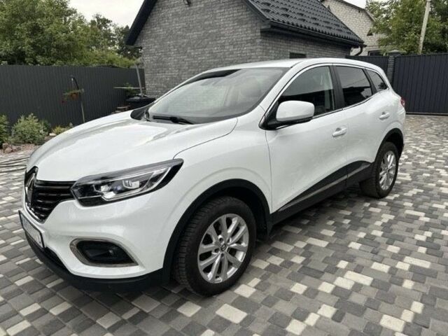 Білий Рено Kadjar, об'ємом двигуна 1.5 л та пробігом 97 тис. км за 19300 $, фото 1 на Automoto.ua