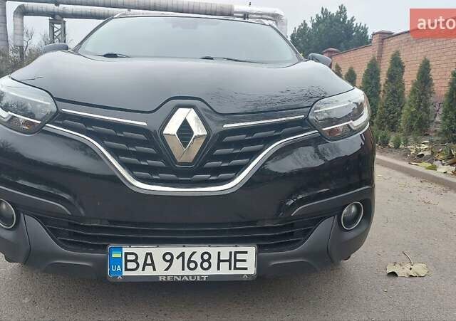 Черный Рено Kadjar, объемом двигателя 1.46 л и пробегом 170 тыс. км за 16500 $, фото 1 на Automoto.ua