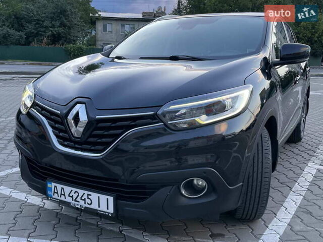 Черный Рено Kadjar, объемом двигателя 1.46 л и пробегом 142 тыс. км за 16500 $, фото 1 на Automoto.ua