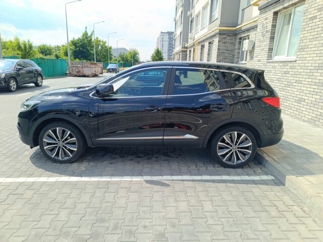 Черный Рено Kadjar, объемом двигателя 1.5 л и пробегом 134 тыс. км за 16800 $, фото 1 на Automoto.ua