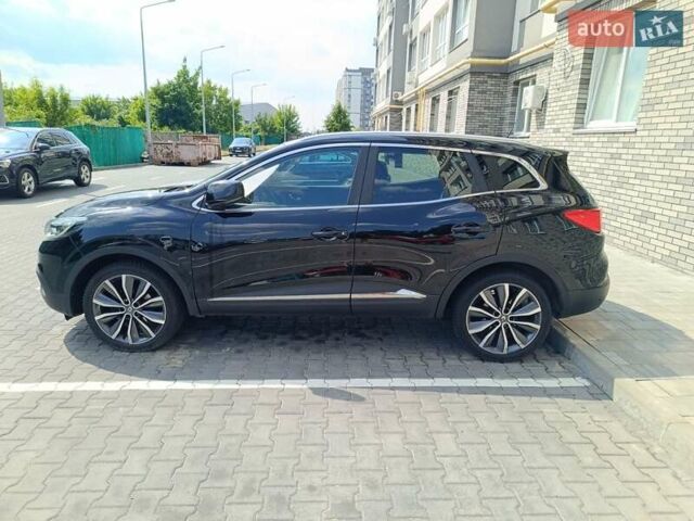 Черный Рено Kadjar, объемом двигателя 1.46 л и пробегом 134 тыс. км за 16800 $, фото 1 на Automoto.ua