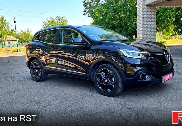 Черный Рено Kadjar, объемом двигателя 1.6 л и пробегом 146 тыс. км за 16950 $, фото 1 на Automoto.ua
