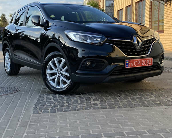 Черный Рено Kadjar, объемом двигателя 1.46 л и пробегом 194 тыс. км за 17999 $, фото 1 на Automoto.ua