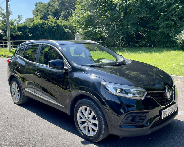 Черный Рено Kadjar, объемом двигателя 1.46 л и пробегом 239 тыс. км за 19100 $, фото 1 на Automoto.ua