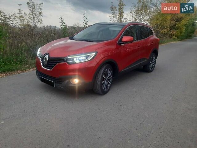 Красный Рено Kadjar, объемом двигателя 1.6 л и пробегом 210 тыс. км за 16500 $, фото 1 на Automoto.ua
