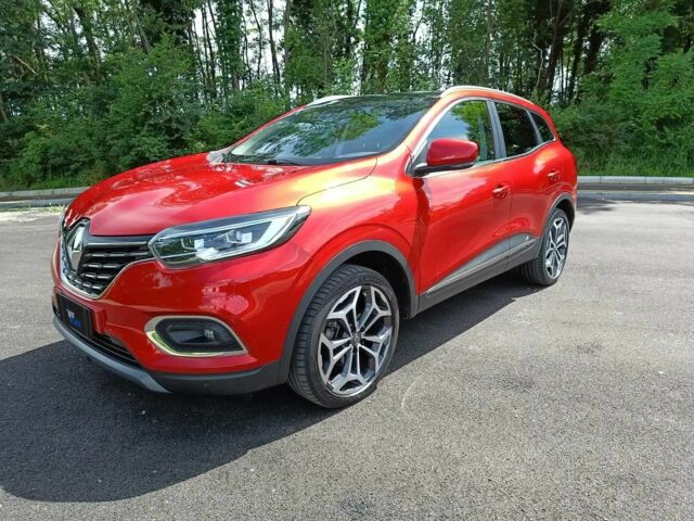 Красный Рено Kadjar, объемом двигателя 1.3 л и пробегом 26 тыс. км за 10700 $, фото 1 на Automoto.ua