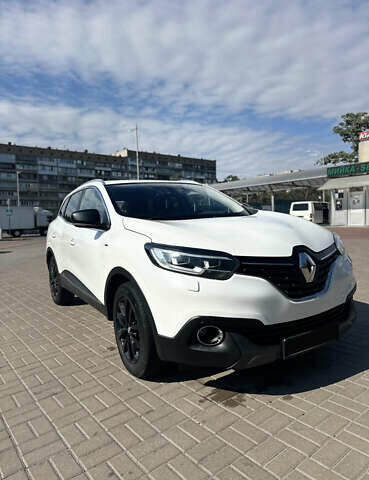 Рено Kadjar, объемом двигателя 1.46 л и пробегом 158 тыс. км за 15600 $, фото 1 на Automoto.ua