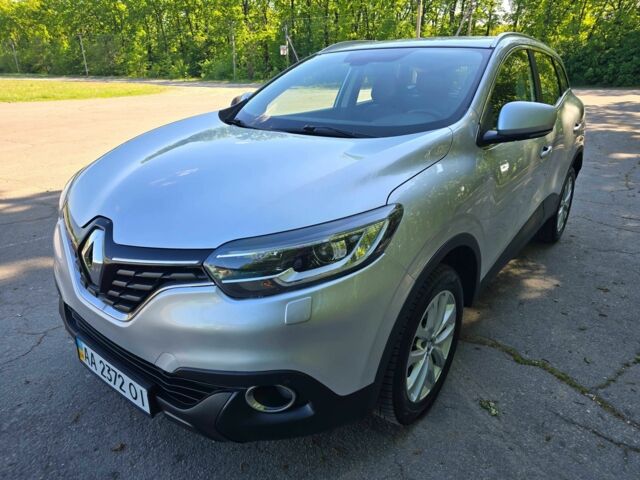 Серый Рено Kadjar, объемом двигателя 1.5 л и пробегом 146 тыс. км за 15500 $, фото 1 на Automoto.ua