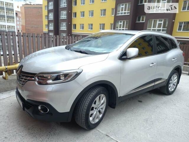 Серый Рено Kadjar, объемом двигателя 1.5 л и пробегом 145 тыс. км за 17280 $, фото 1 на Automoto.ua