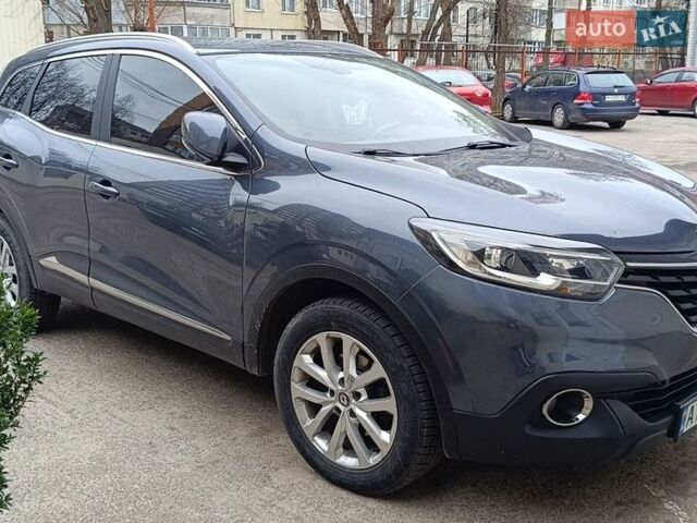 Серый Рено Kadjar, объемом двигателя 1.5 л и пробегом 242 тыс. км за 13700 $, фото 1 на Automoto.ua