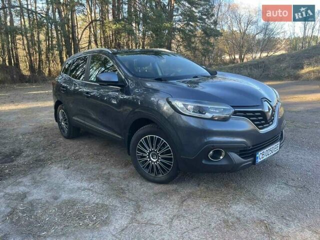 Серый Рено Kadjar, объемом двигателя 1.46 л и пробегом 231 тыс. км за 15500 $, фото 1 на Automoto.ua