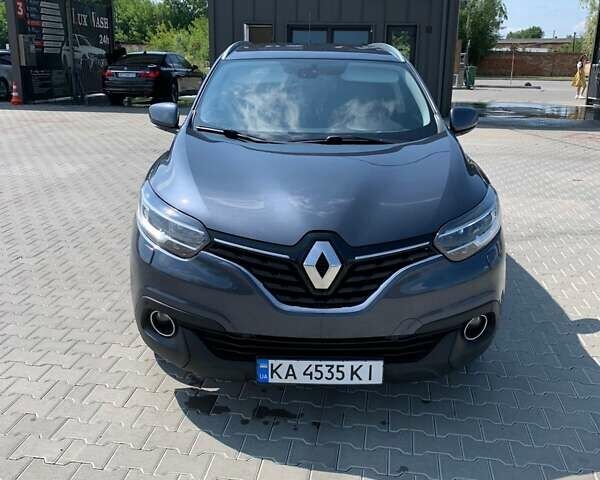 Серый Рено Kadjar, объемом двигателя 1.5 л и пробегом 171 тыс. км за 15700 $, фото 1 на Automoto.ua