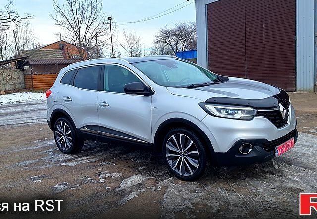 Серый Рено Kadjar, объемом двигателя 1.5 л и пробегом 147 тыс. км за 16900 $, фото 1 на Automoto.ua
