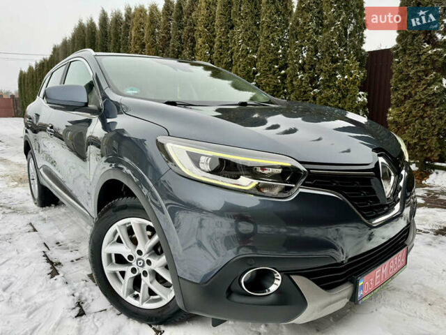 Серый Рено Kadjar, объемом двигателя 1.6 л и пробегом 170 тыс. км за 16850 $, фото 1 на Automoto.ua