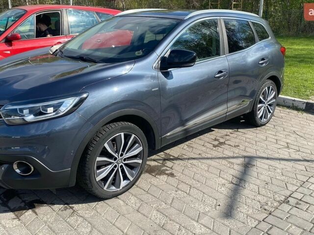 Серый Рено Kadjar, объемом двигателя 1.46 л и пробегом 222 тыс. км за 16500 $, фото 1 на Automoto.ua