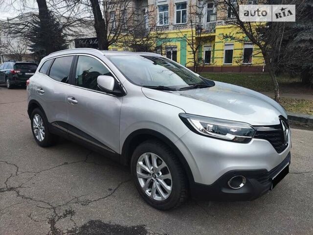 Сірий Рено Kadjar, об'ємом двигуна 1.5 л та пробігом 194 тис. км за 16700 $, фото 1 на Automoto.ua