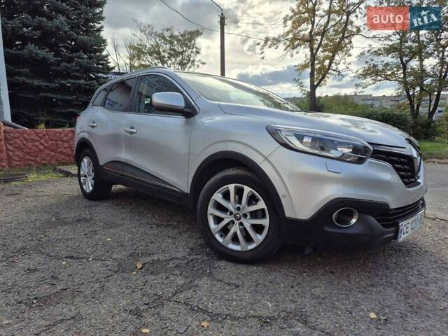 Сірий Рено Kadjar, об'ємом двигуна 1.46 л та пробігом 105 тис. км за 18900 $, фото 1 на Automoto.ua