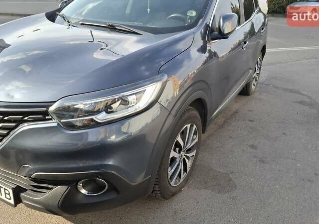 Сірий Рено Kadjar, об'ємом двигуна 1.46 л та пробігом 207 тис. км за 14990 $, фото 1 на Automoto.ua
