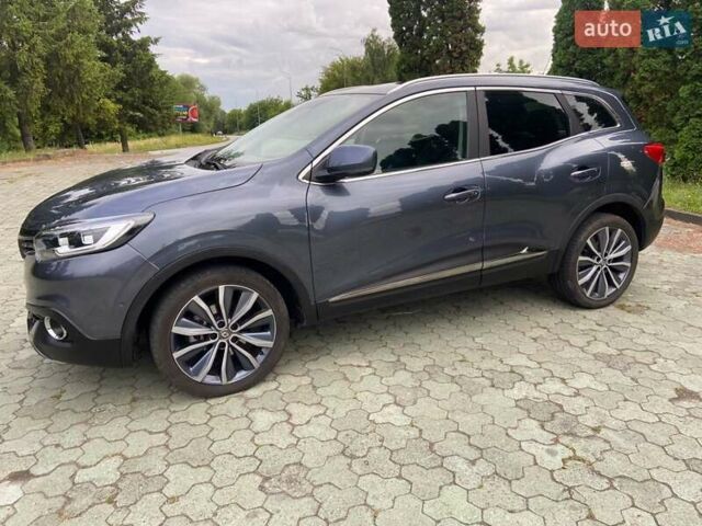 Серый Рено Kadjar, объемом двигателя 1.5 л и пробегом 77 тыс. км за 15500 $, фото 1 на Automoto.ua