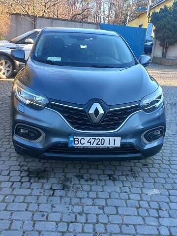 Серый Рено Kadjar, объемом двигателя 1.46 л и пробегом 145 тыс. км за 20000 $, фото 1 на Automoto.ua