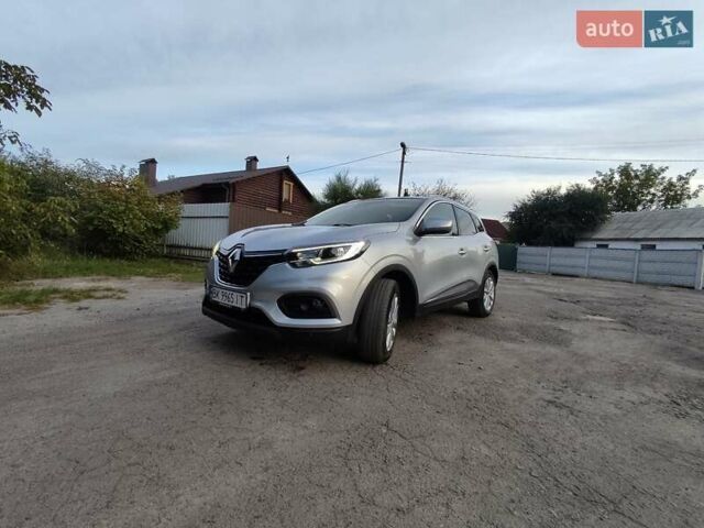 Сірий Рено Kadjar, об'ємом двигуна 1.46 л та пробігом 181 тис. км за 19000 $, фото 1 на Automoto.ua