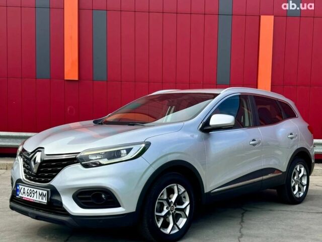 Серый Рено Kadjar, объемом двигателя 1.5 л и пробегом 167 тыс. км за 18500 $, фото 1 на Automoto.ua