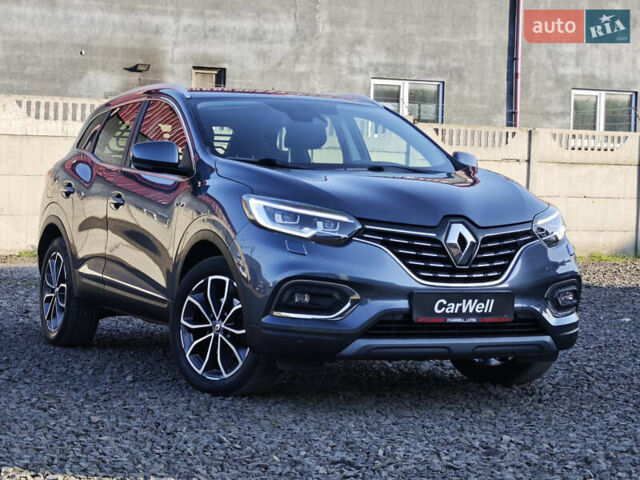 Серый Рено Kadjar, объемом двигателя 1.5 л и пробегом 153 тыс. км за 21300 $, фото 1 на Automoto.ua