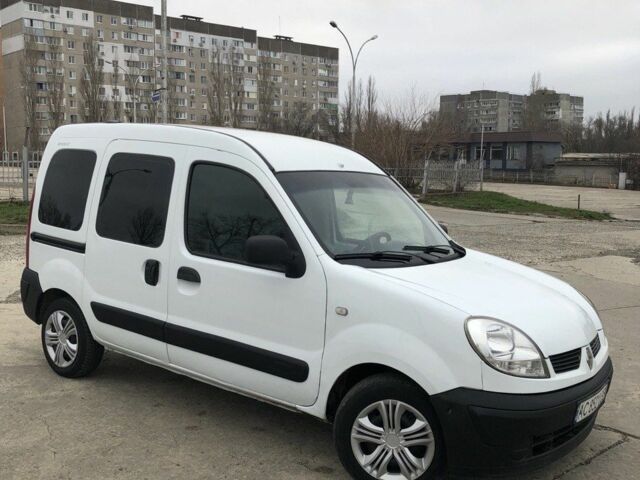 Белый Рено Кенгу Экспресс, объемом двигателя 1.5 л и пробегом 350 тыс. км за 3100 $, фото 1 на Automoto.ua