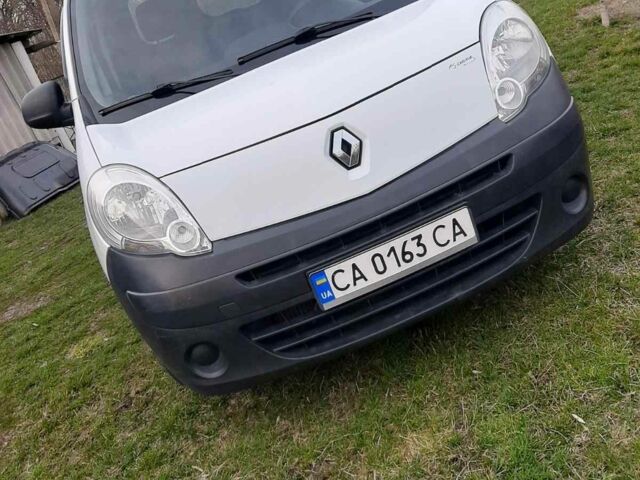 Білий Рено Кєнгу Експресс, об'ємом двигуна 1.5 л та пробігом 175 тис. км за 6400 $, фото 1 на Automoto.ua