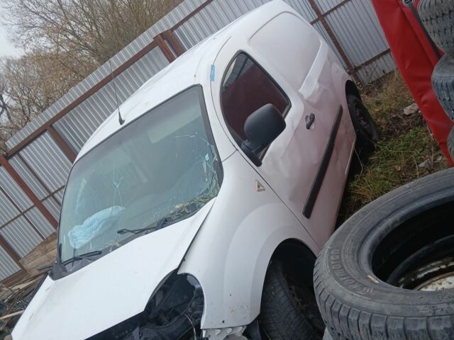 Белый Рено Кенгу Экспресс, объемом двигателя 1.5 л и пробегом 215 тыс. км за 1700 $, фото 1 на Automoto.ua