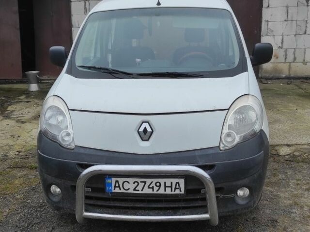Белый Рено Кенгу Экспресс, объемом двигателя 1.5 л и пробегом 372 тыс. км за 5100 $, фото 1 на Automoto.ua