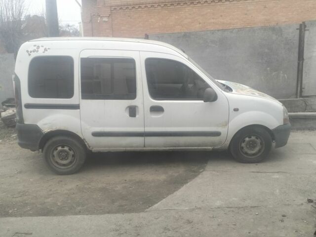 Белый Рено Кенгу Экспресс, объемом двигателя 0 л и пробегом 310 тыс. км за 1450 $, фото 1 на Automoto.ua