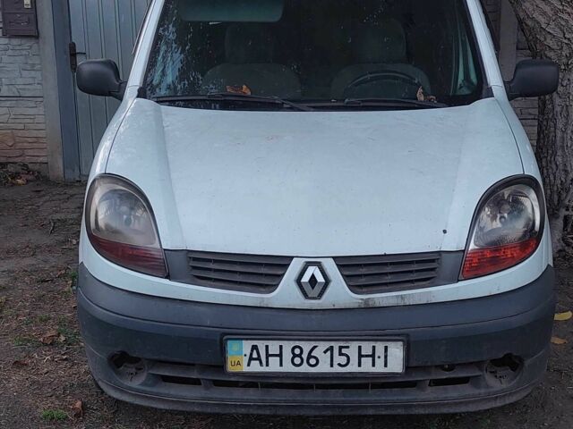 Белый Рено Кенгу Экспресс, объемом двигателя 1.4 л и пробегом 100 тыс. км за 1198 $, фото 1 на Automoto.ua