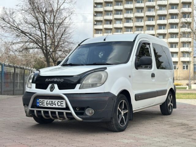 Белый Рено Кенгу Экспресс, объемом двигателя 1.5 л и пробегом 220 тыс. км за 3399 $, фото 1 на Automoto.ua