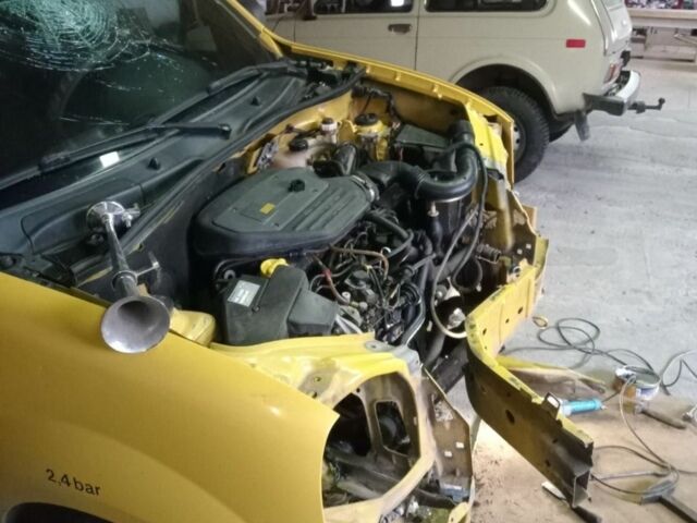 Желтый Рено Кенгу Экспресс, объемом двигателя 1.9 л и пробегом 300 тыс. км за 1000 $, фото 1 на Automoto.ua